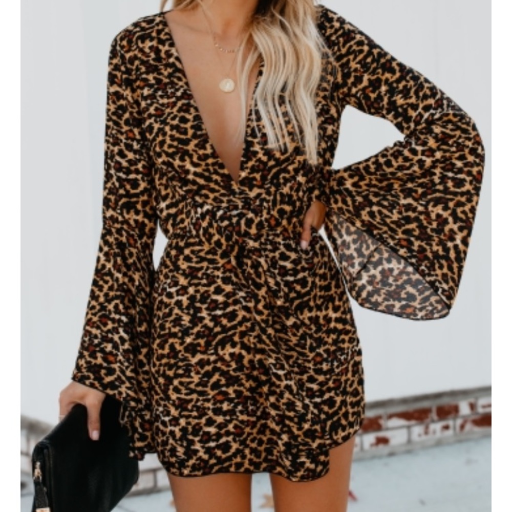 NWT Leopard print bell sleeve dress